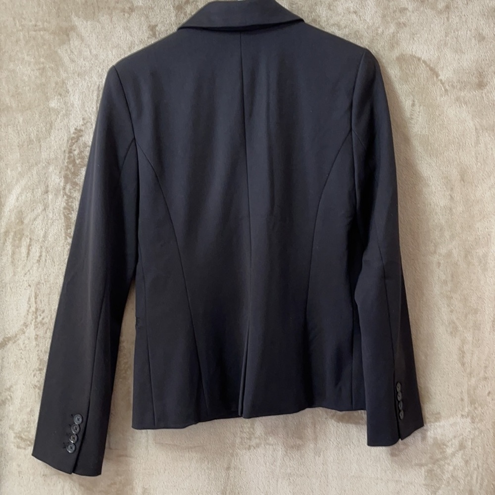 Blazer - Picture 2 of 5